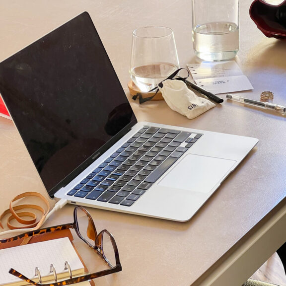 The Quiet Etiquette That Sets Apart Serious Young Professionals